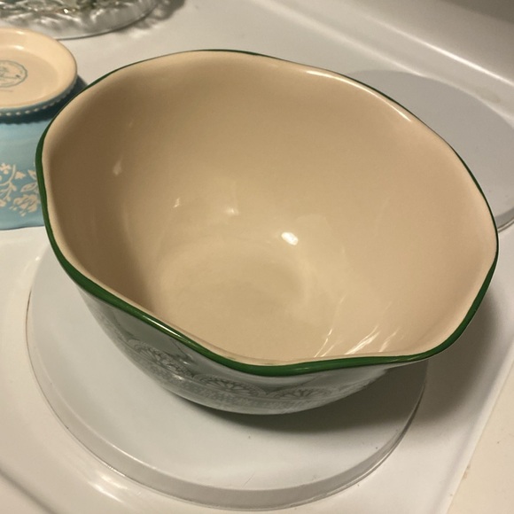 PIONEER WOMEN STONEWARE REPLACEMENT  BOWLS 9 in and 6 inch - Picture 3 of 6